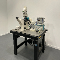 Carl Zeiss Axiovert 200M Microscope image 0
